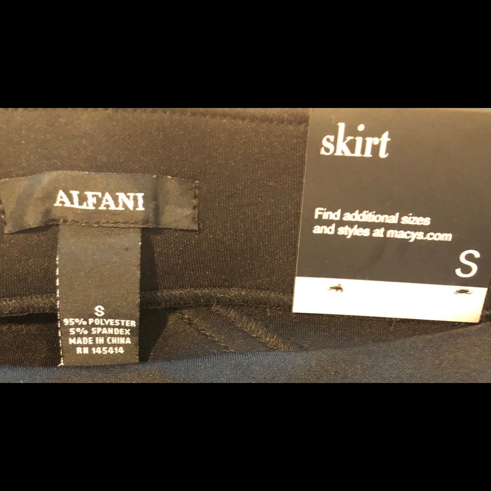 Alfani Pencil Skirt Pull On Skirt Size Small - NWT - Picture 3 of 4